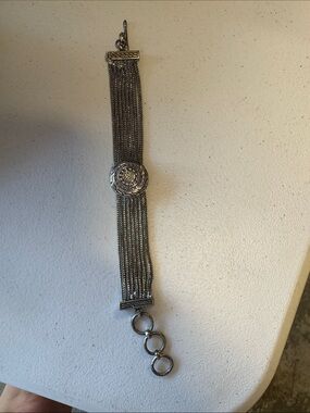 Snap Bracelet Silver Multi-Chain Statement Bracelet with Decorative Medallion